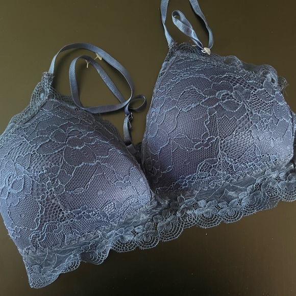 Blue Lace Bra - Picture 1 of 1